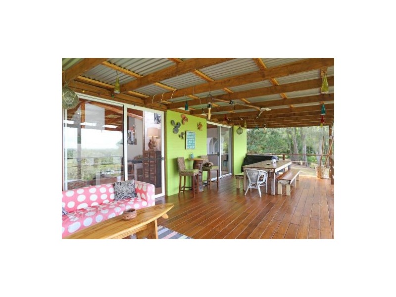 11 Island View Road, Woombah NSW 2469
