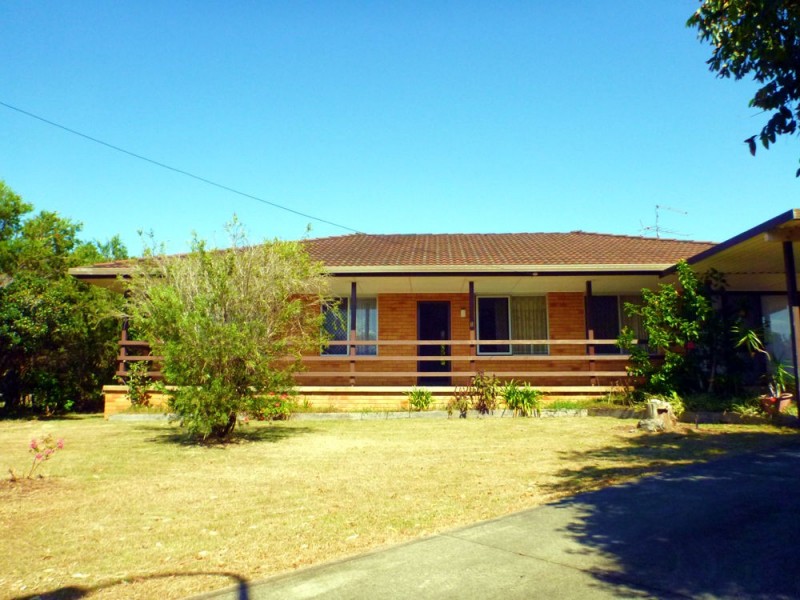 8 Binnowee Close, Iluka NSW 2466