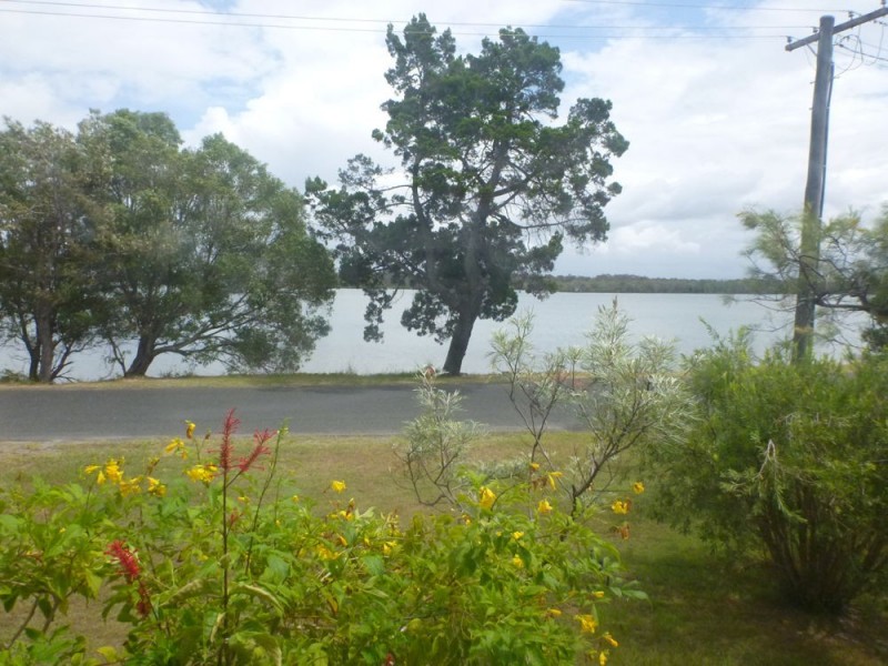 12 Marandowie Drive, Iluka NSW 2466