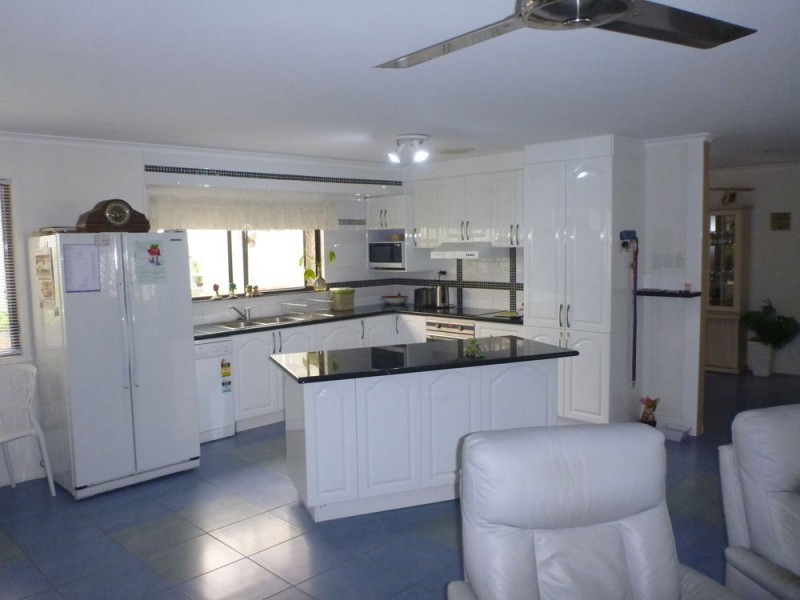 14 Angourie Street, Iluka NSW 2466