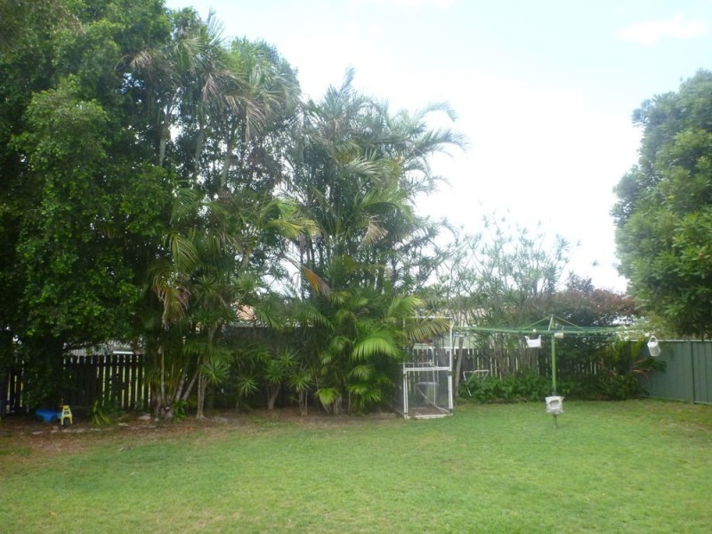 29 Ballanda Cresent, Iluka NSW 2466
