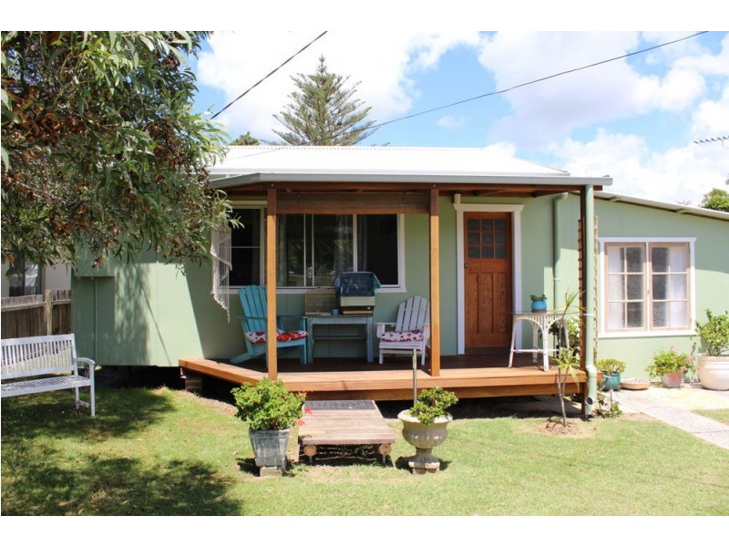 32 Compton Street, Iluka NSW 2466