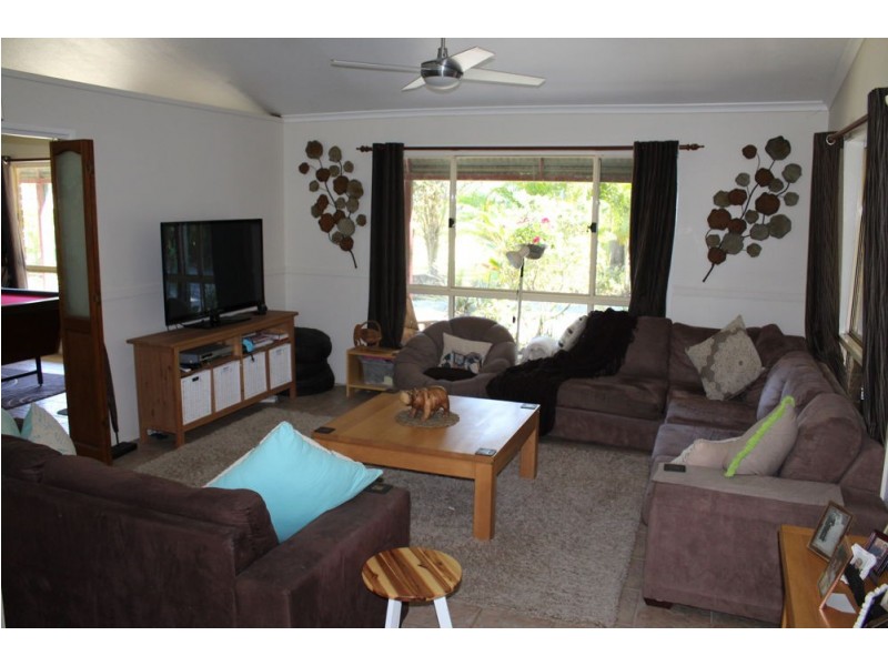 15 Emu Drive, Woombah NSW 2469
