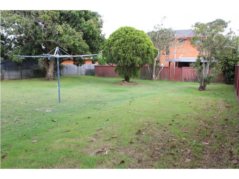 18 Hammond Street, Iluka NSW 2466