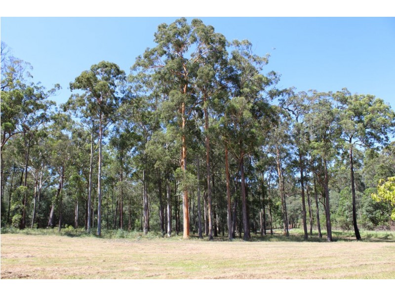 17 Fat Duck, Woombah NSW 2469