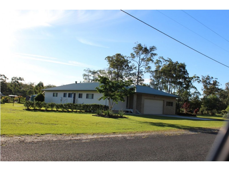 9 Ridgewood Drive, Woombah NSW 2469