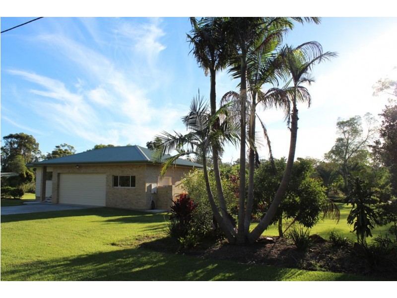 9 Ridgewood Drive, Woombah NSW 2469