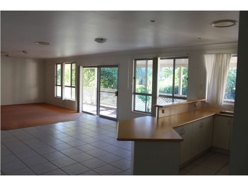 9 Ridgewood Drive, Woombah NSW 2469