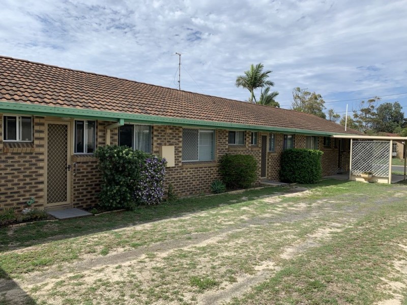 2/32 Ballanda Crescent, Iluka NSW 2466