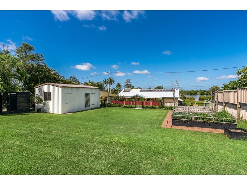 23 Adams Street, Woombah NSW 2469