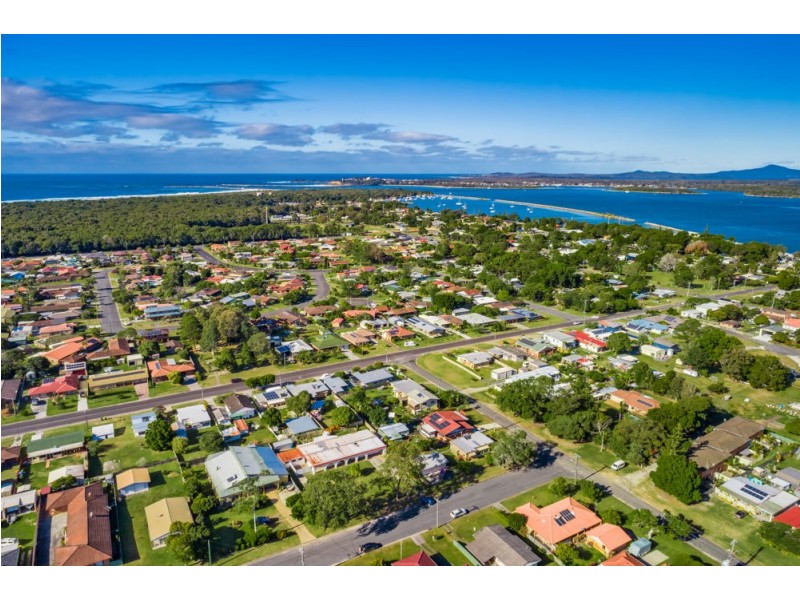 2 Hammond Street, Iluka NSW 2466