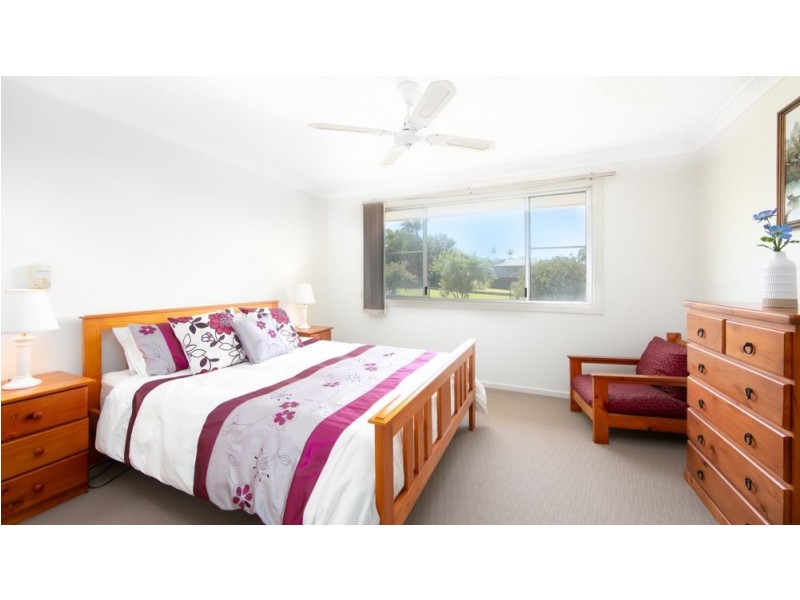 25 Ibis Close, Woombah NSW 2469