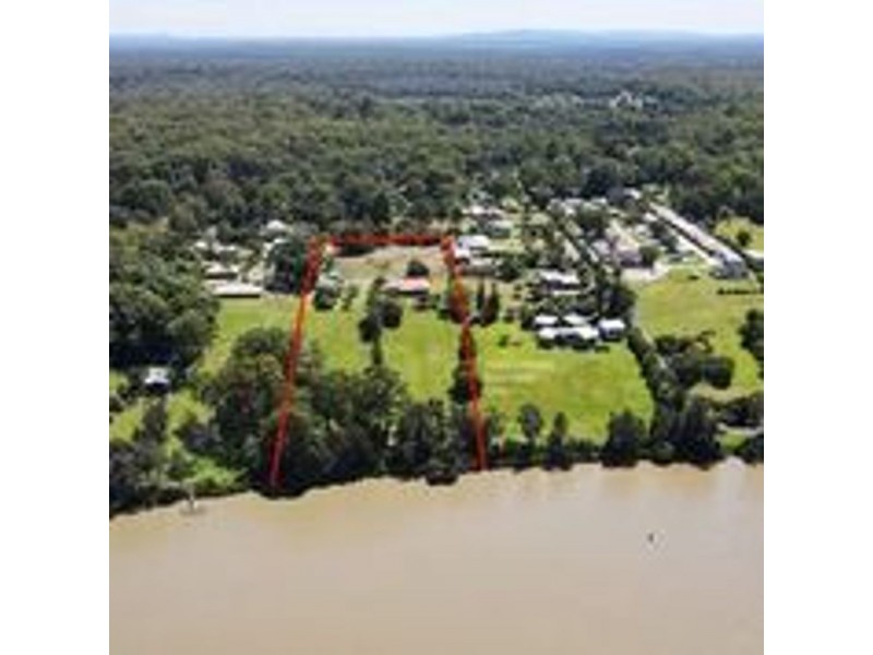25 Ibis Close, Woombah NSW 2469