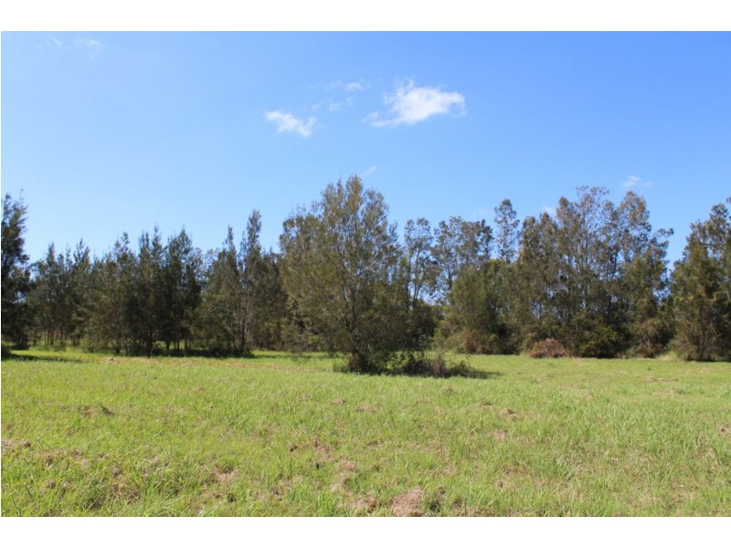 90 Adams Street, Woombah NSW 2469