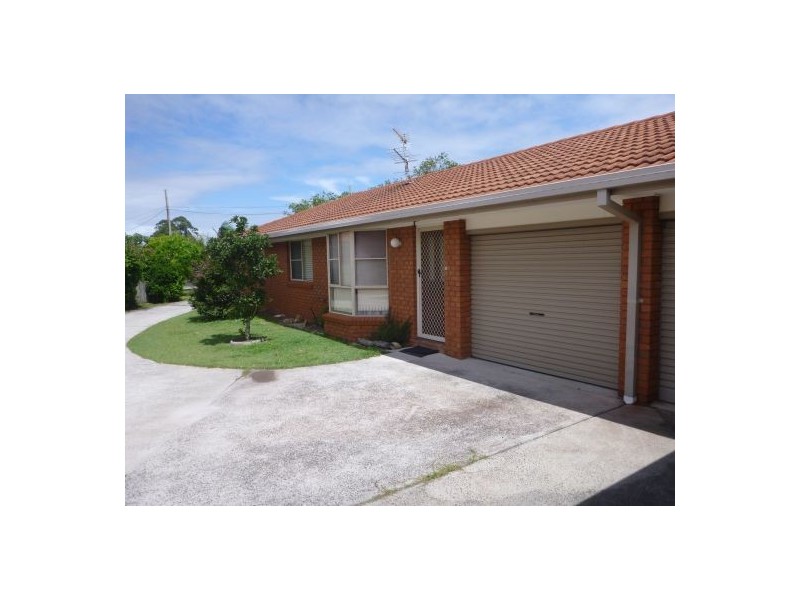 20 Ballanda Cresent, Iluka NSW 2466