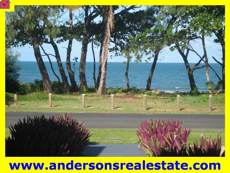 Mission Beach QLD 4852