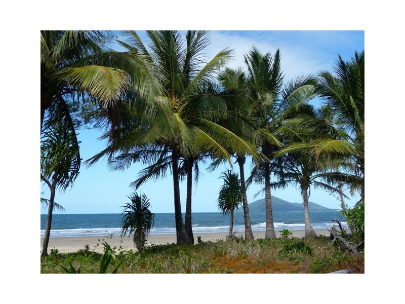 Mission Beach QLD 4852