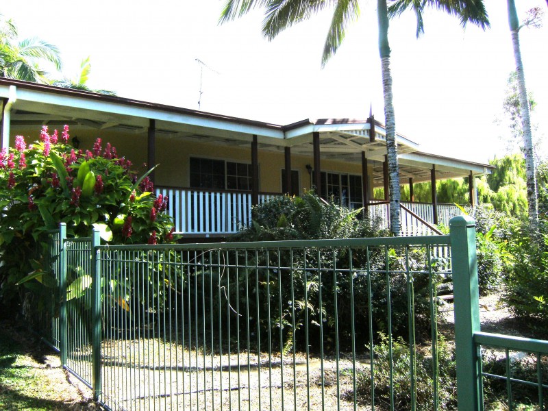 Mission Beach QLD 4852