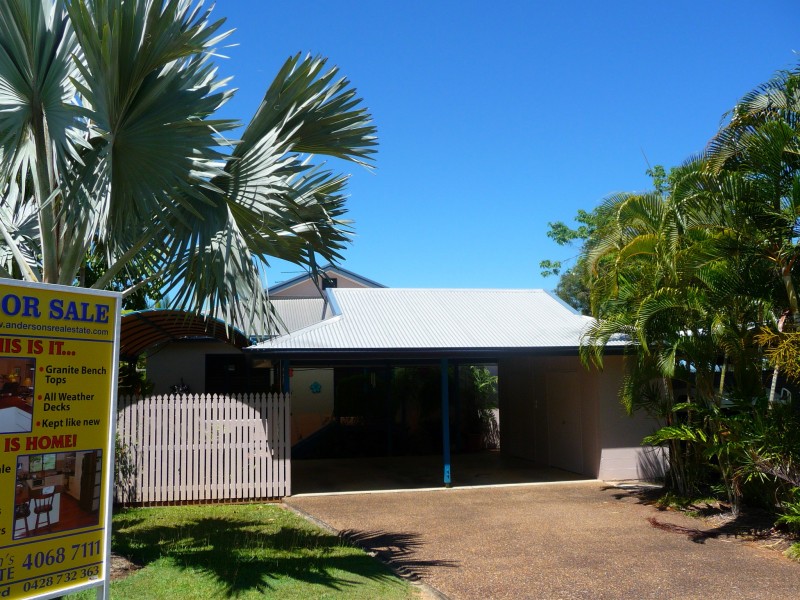 Mission Beach QLD 4852