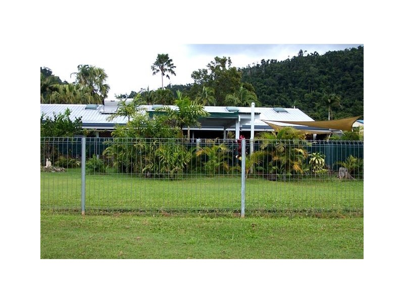 Mission Beach QLD 4852