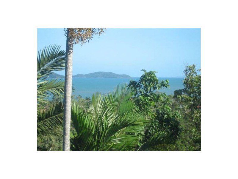 Mission Beach QLD 4852