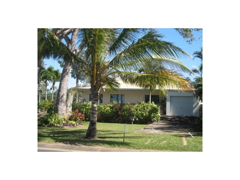 Mission Beach QLD 4852