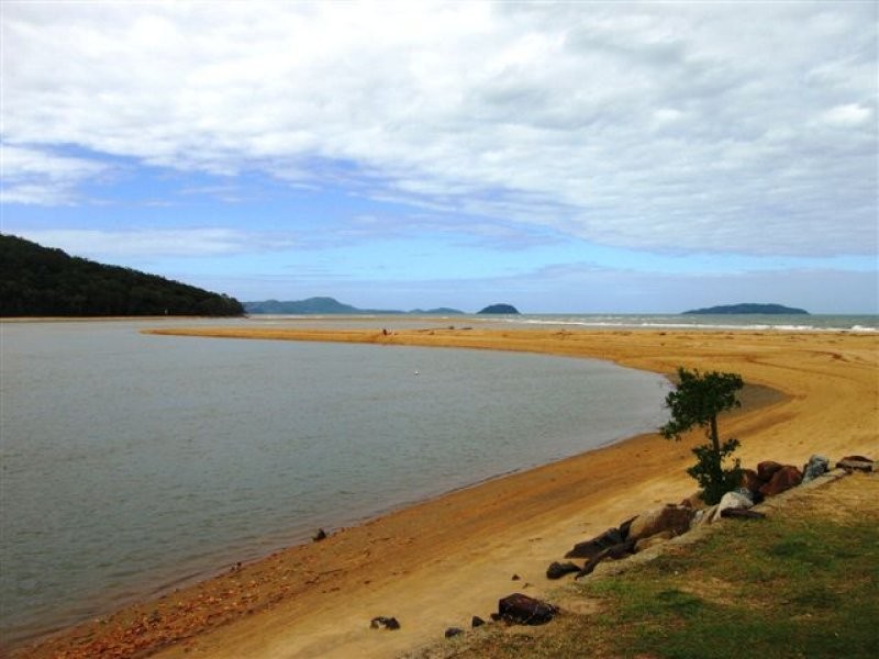 Mission Beach QLD 4852