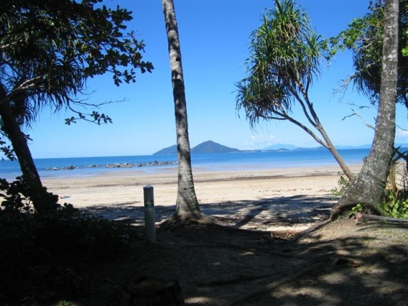 Mission Beach QLD 4852