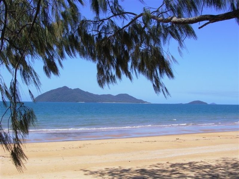 Mission Beach QLD 4852