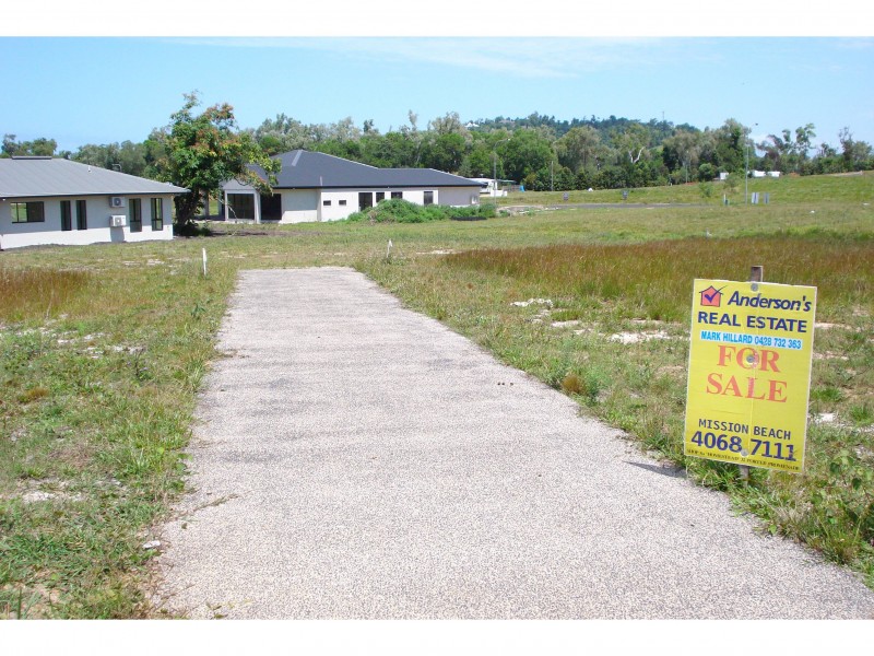 Mission Beach QLD 4852