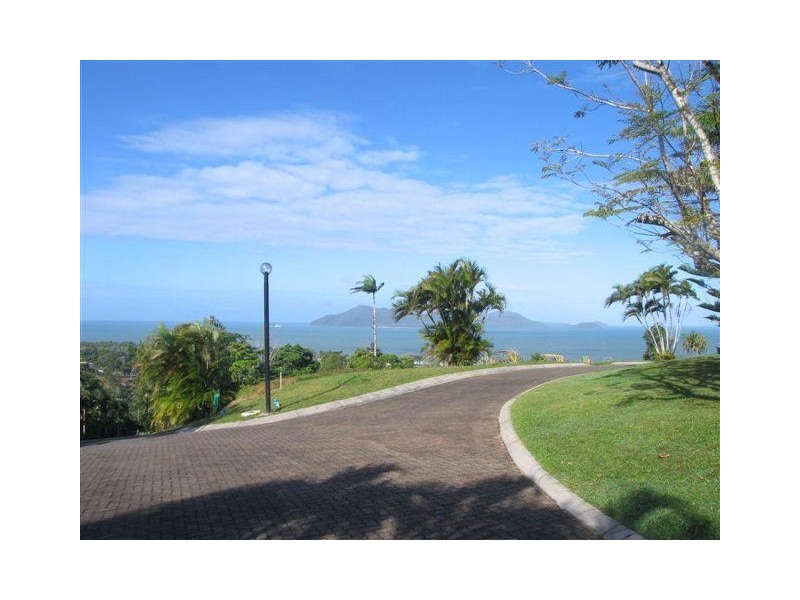 Mission Beach QLD 4852
