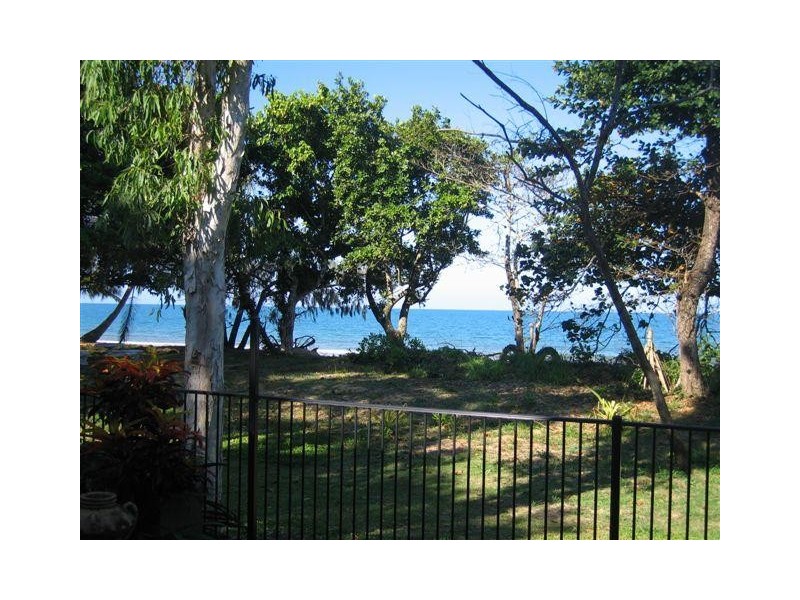 Mission Beach QLD 4852