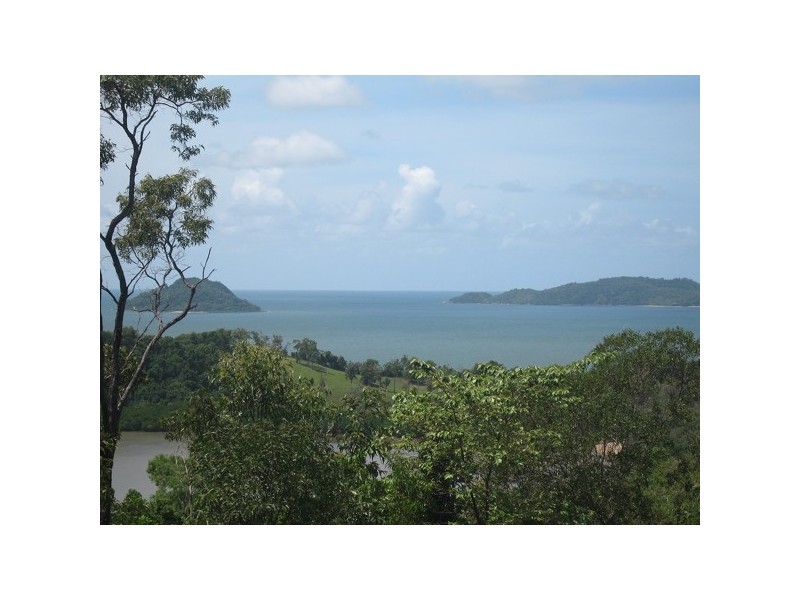 Mission Beach QLD 4852