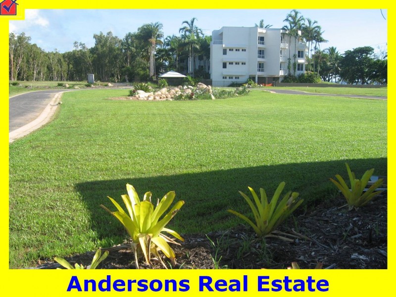 Mission Beach QLD 4852