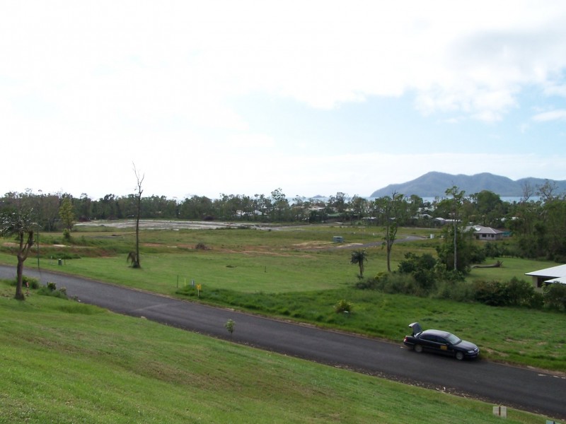 Mission Beach QLD 4852