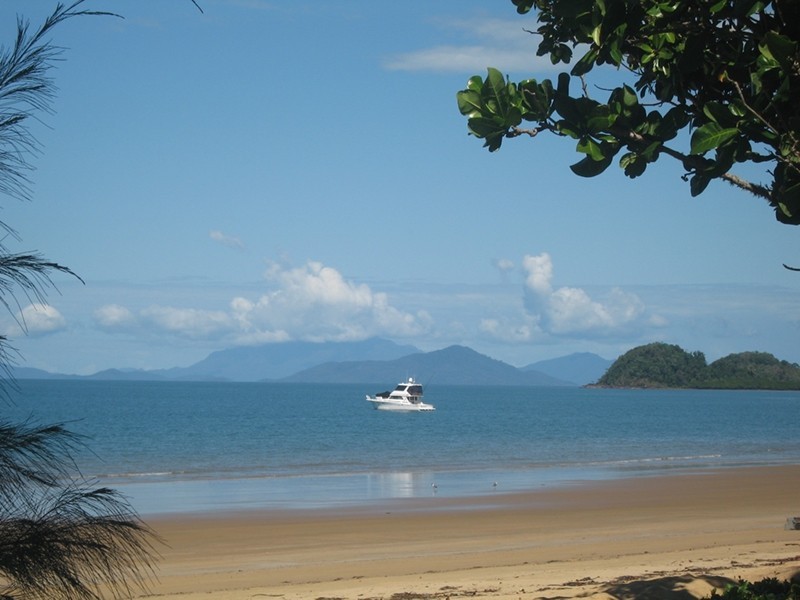 Mission Beach QLD 4852
