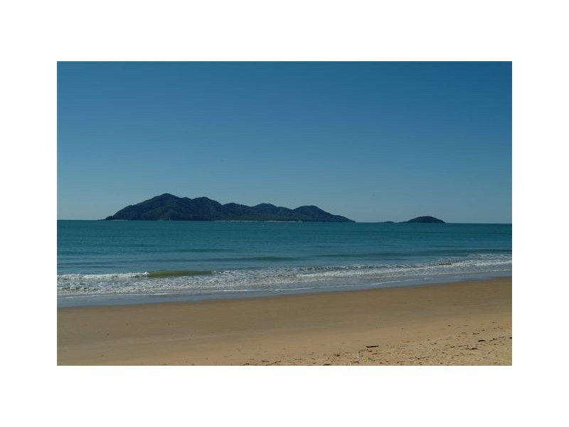 Mission Beach QLD 4852