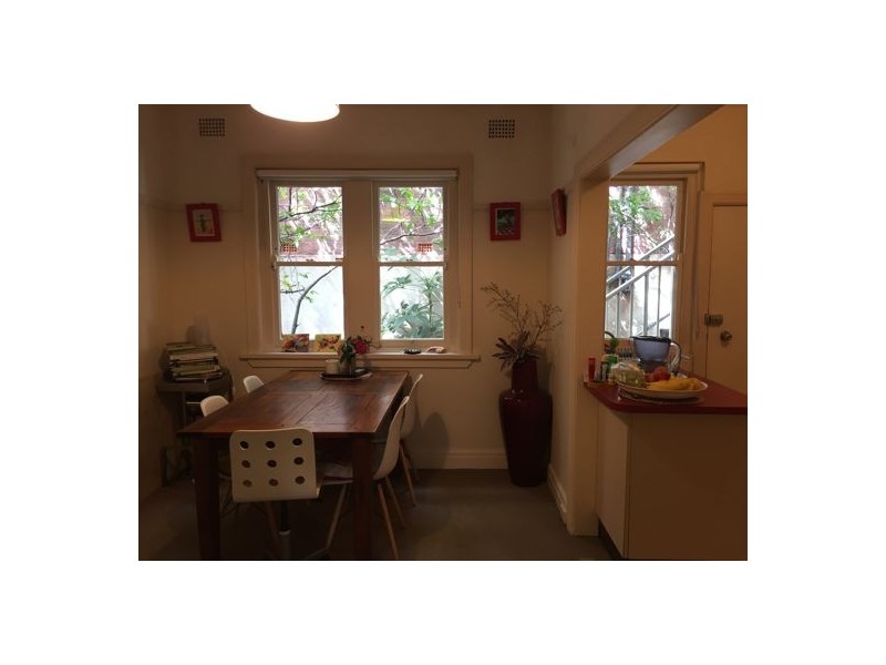 3/263 Carrington Rd (Entry from Stark St), Coogee NSW 2034