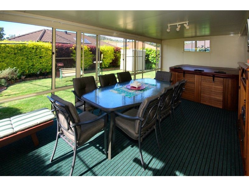 4 Rosalee Cl, Coffs Harbour NSW 2450