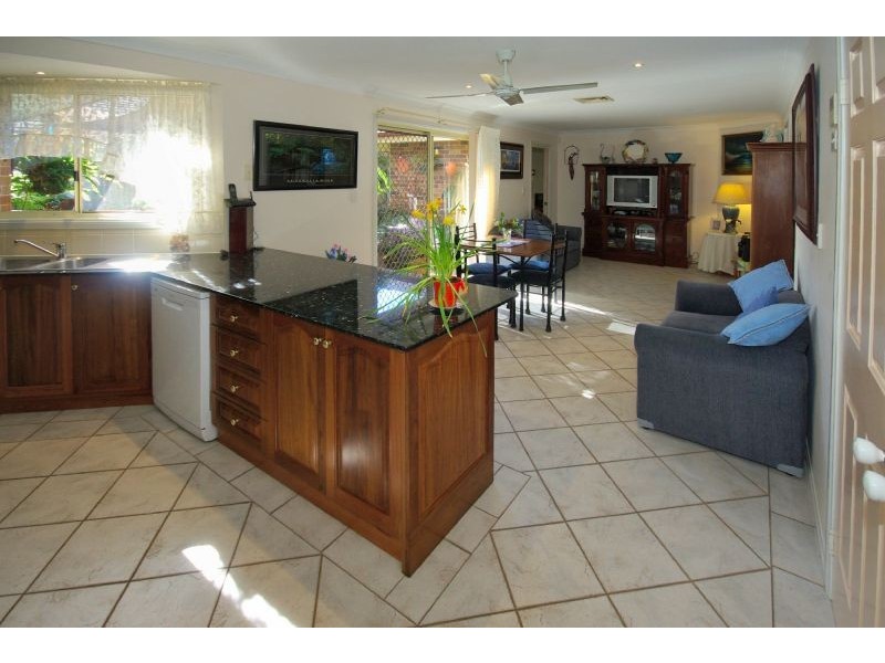 4 Rosalee Cl, Coffs Harbour NSW 2450