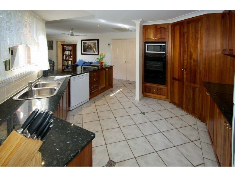 4 Rosalee Cl, Coffs Harbour NSW 2450