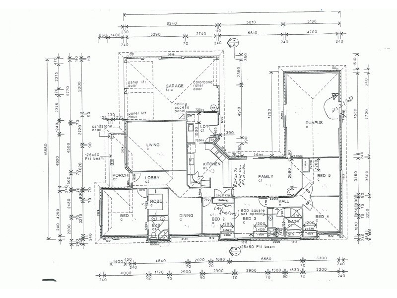 4 Rosalee Cl, Coffs Harbour NSW 2450 Floorplan