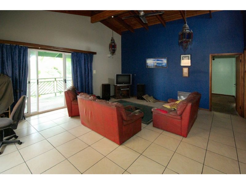 67 Bluff Rd, Emerald Beach NSW 2456