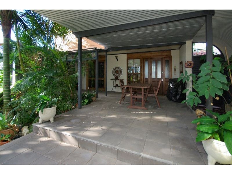 33 Bluff Road, Emerald Beach NSW 2456