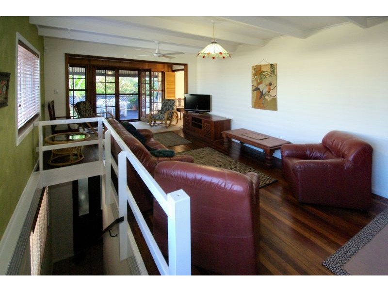 33 Bluff Road, Emerald Beach NSW 2456