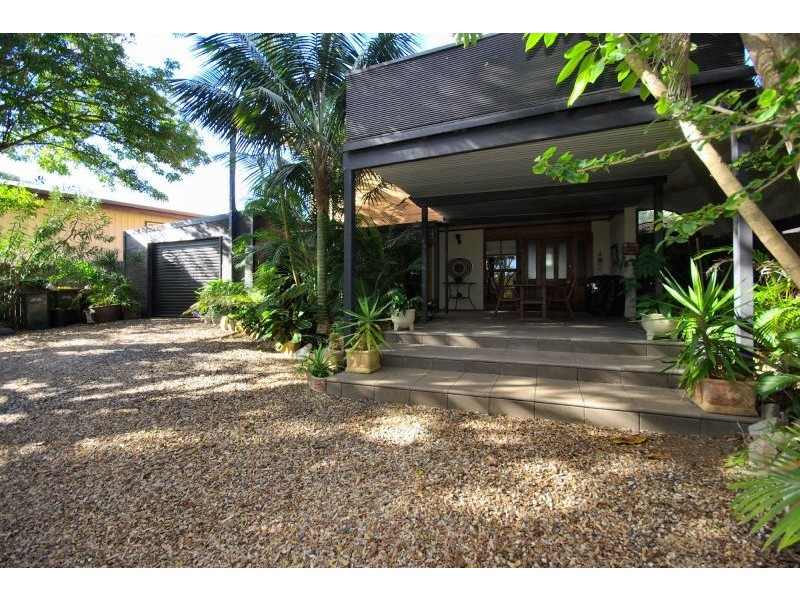 33 Bluff Road, Emerald Beach NSW 2456