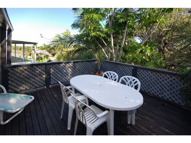 33 Bluff Road, Emerald Beach NSW 2456