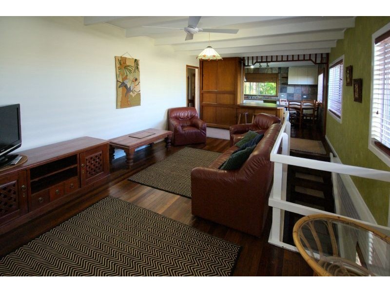 33 Bluff Road, Emerald Beach NSW 2456