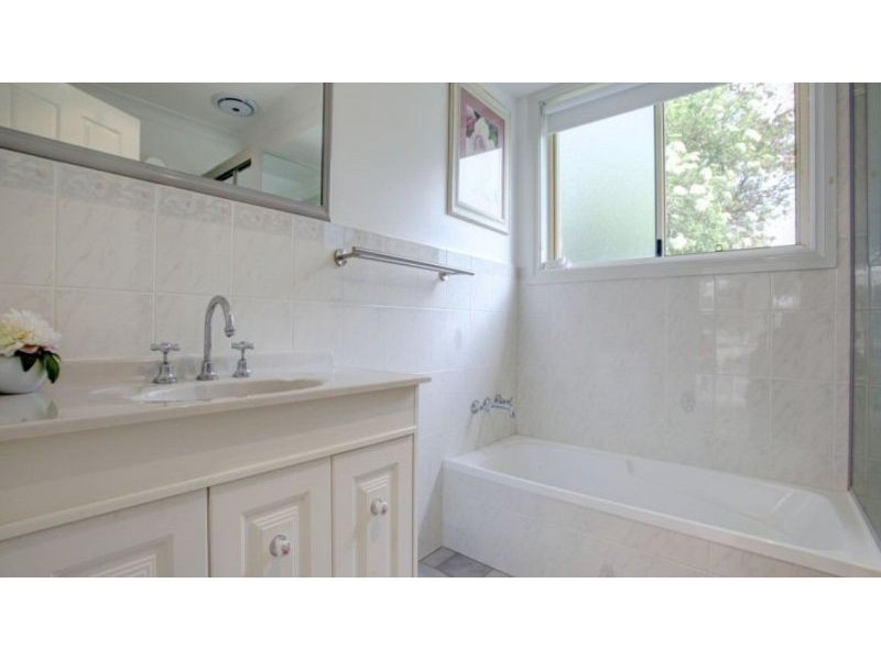 9 Hammond Road, Emerald Beach NSW 2456