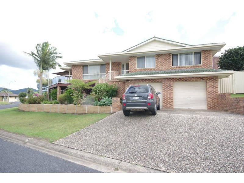 2 Egret Close, Boambee East NSW 2452